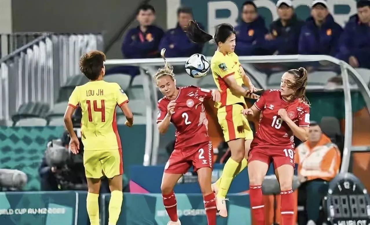 包含越南女足斗志昂扬,惜败于朝鲜队的词条 包含越南女足斗志昂扬,惜败于朝鲜队的词条